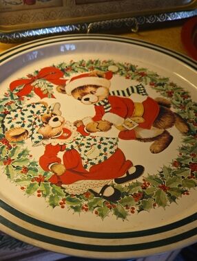 Set Of Holiday Bear Decorative Serving Tray - Red and Green